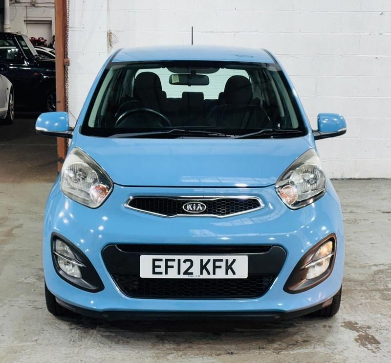 Used Kia Picanto 84 HP (61 kW) 2012 Blue Hatchback