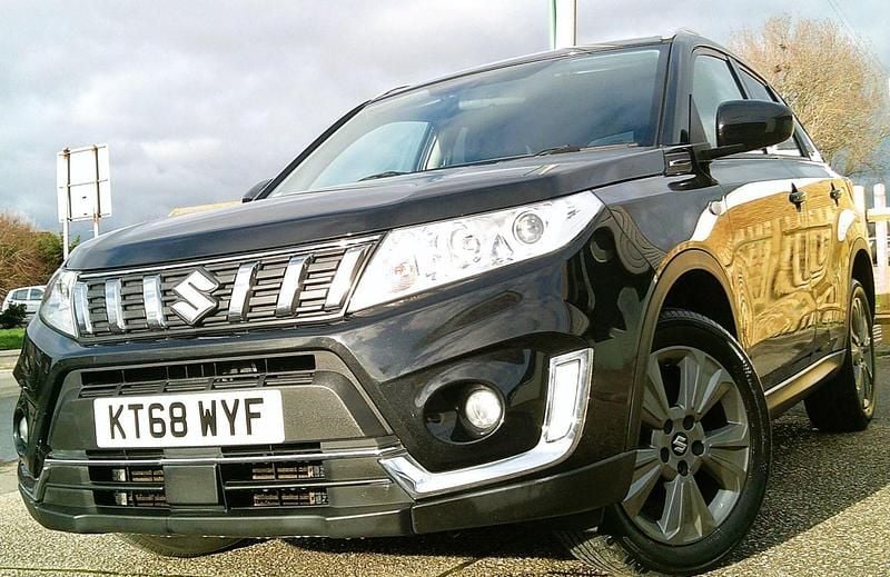 Used Suzuki Vitara SZ-T 112 HP (82 kW) 2018 Black Hatchback
