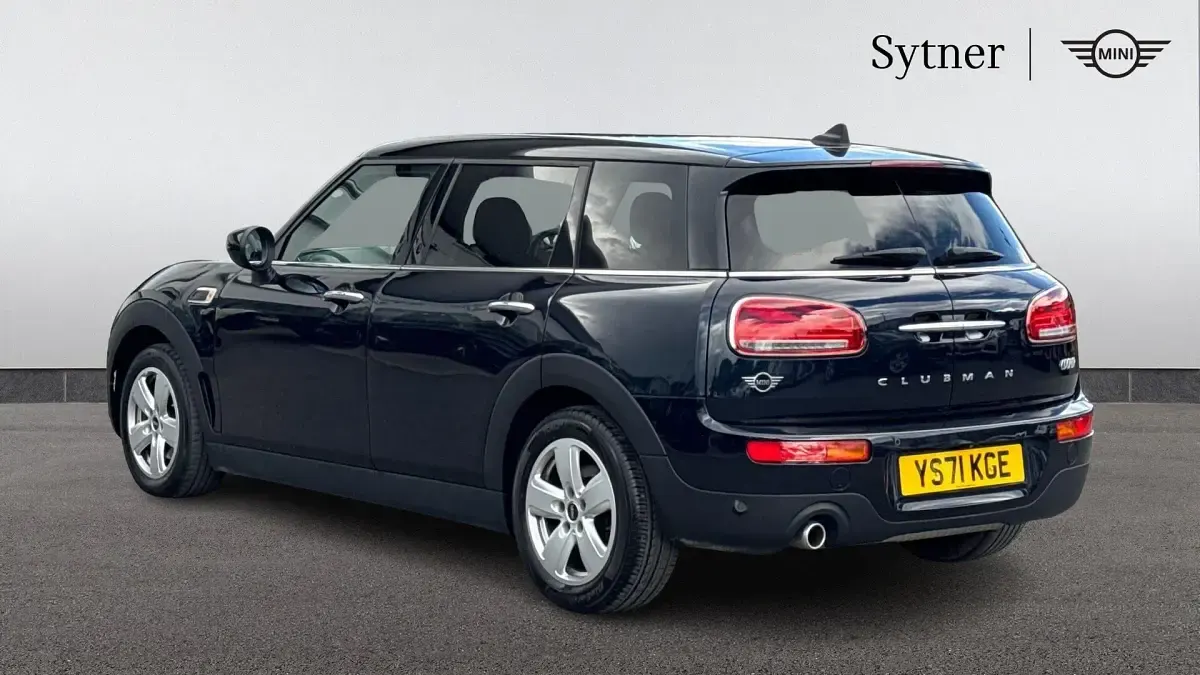 Used Mini Cooper Clubman Classic 134 HP (98 kW) 2021 Black Estate