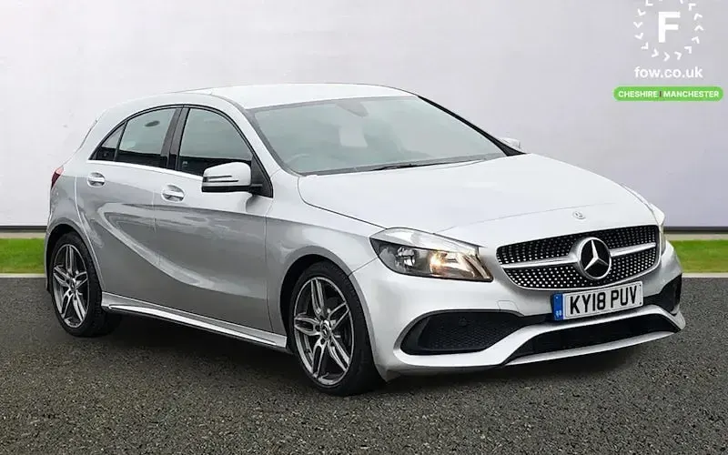 Begagnad Mercedes A200 AMG line 136 HK (100 kW) 2018 Halvkombi