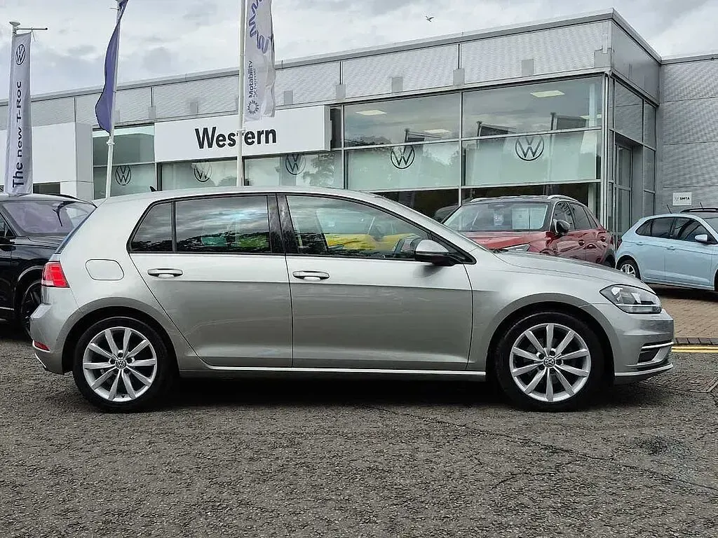 Used VW Golf VII GT 150 HP (110 kW) 2019 Silver Hatchback