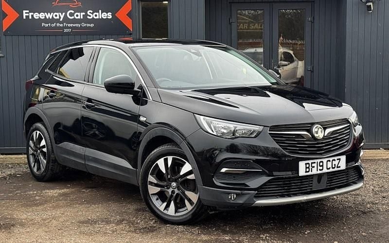 Used Vauxhall Grandland X Sport 131 HP (96 kW) 2019 Black SUV