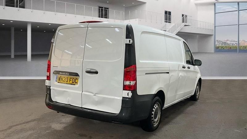 Used Mercedes Vito 136 HP (100 kW) 2020 White Van