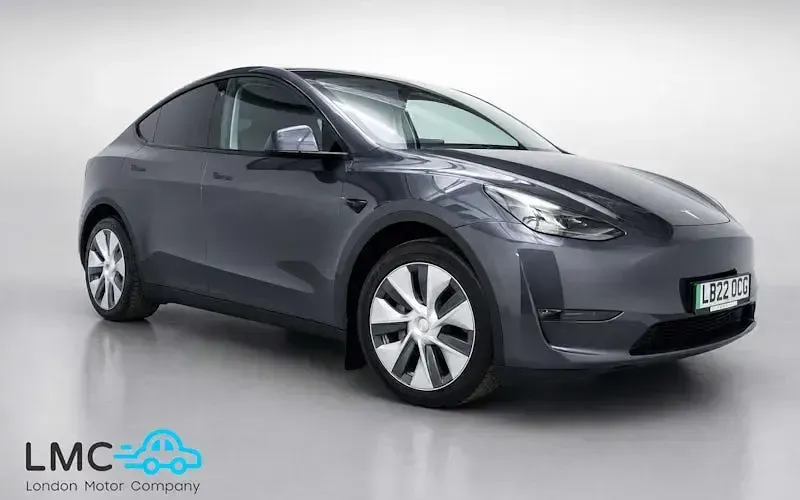Used Tesla Model Y Long Range AWD 286 kW (389 HP) 2025 SUV