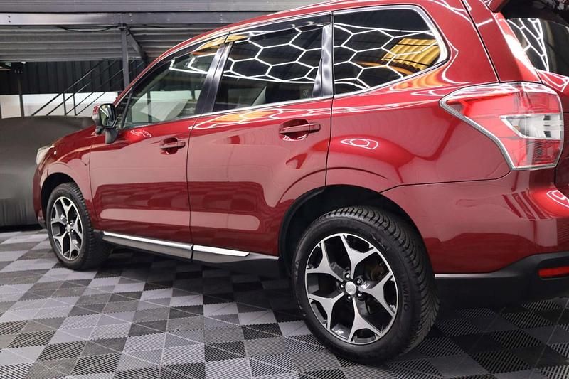 Used Subaru Forester 240 HP (176 kW) 2015 Red SUV