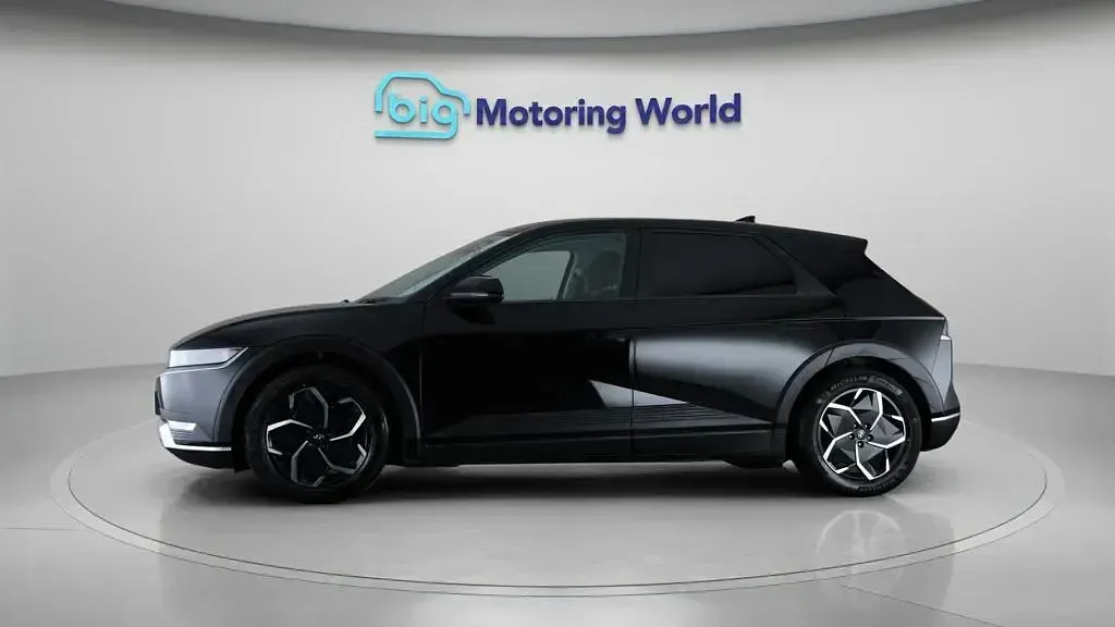 Used Hyundai Ioniq SE 125 kW (170 HP) 2022 Hatchback