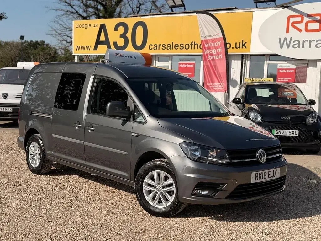 Used VW Caddy Maxi Highline 102 HP (75 kW) 2018 Grey MPV