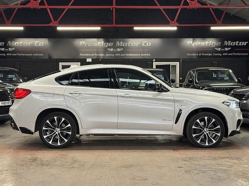 Used BMW X6 M Sport 2018 Mineral white SUV