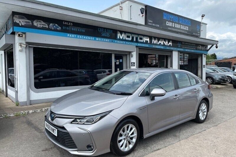 Silver Used 2019 Toyota Corolla Sedan | £12,995 (Fair price) - Image 1/1