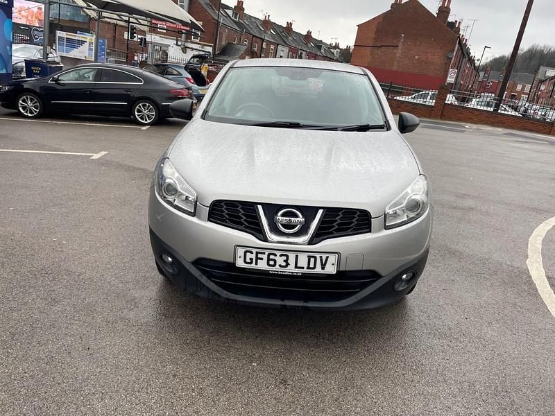 Used Nissan Qashqai Acenta 2013 Silver SUV