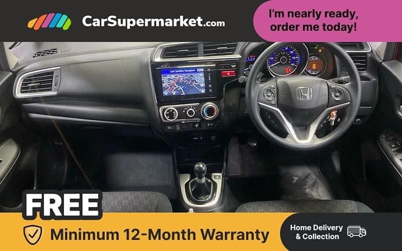 Used Honda Jazz SE 102 HP (75 kW) 2016 Red Hatchback