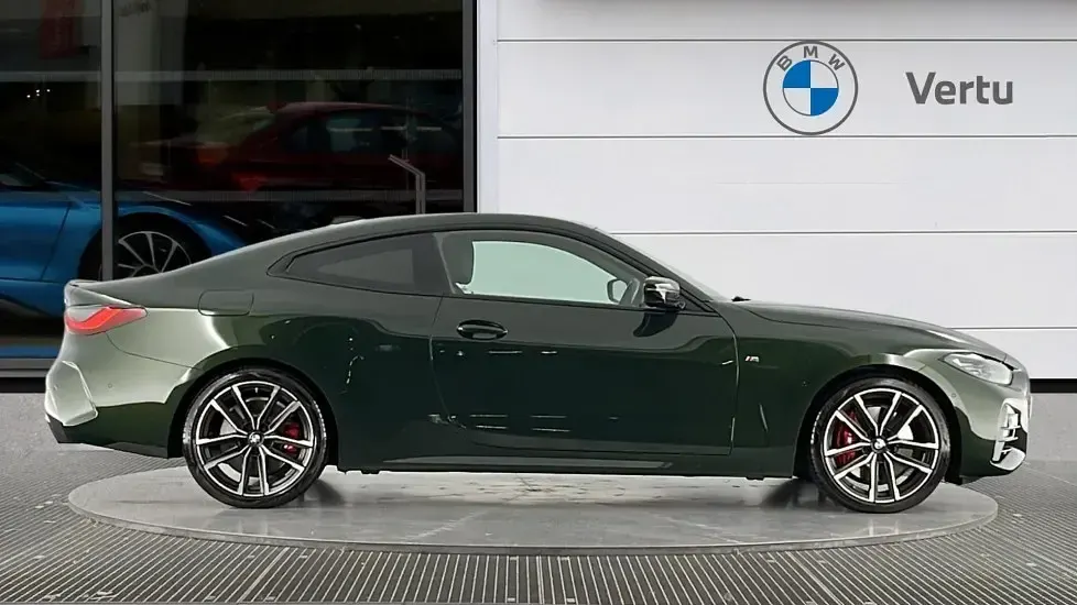 Usado BMW 420 M Sport 192 HP (141 kW) 2023 Verde Coupé