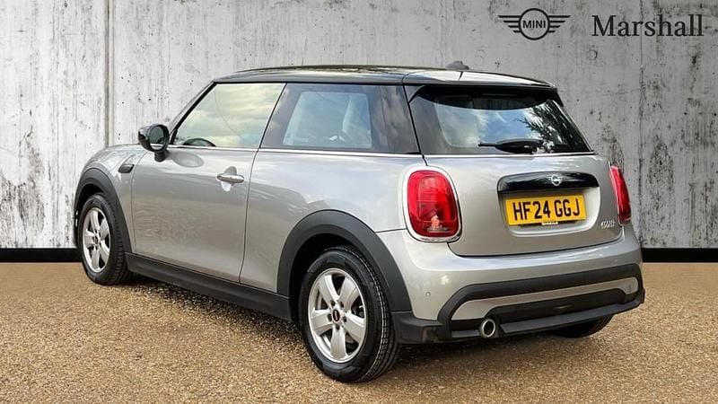 Used Mini Cooper Classic 136 HP (100 kW) 2024 Melting silver iii Hatchback