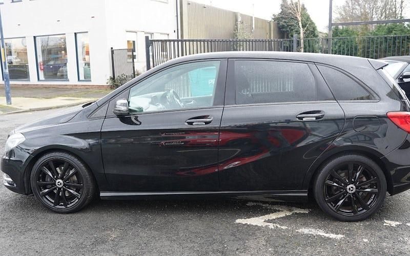 Used Mercedes B180 109 HP (80 kW) 2014 MPV