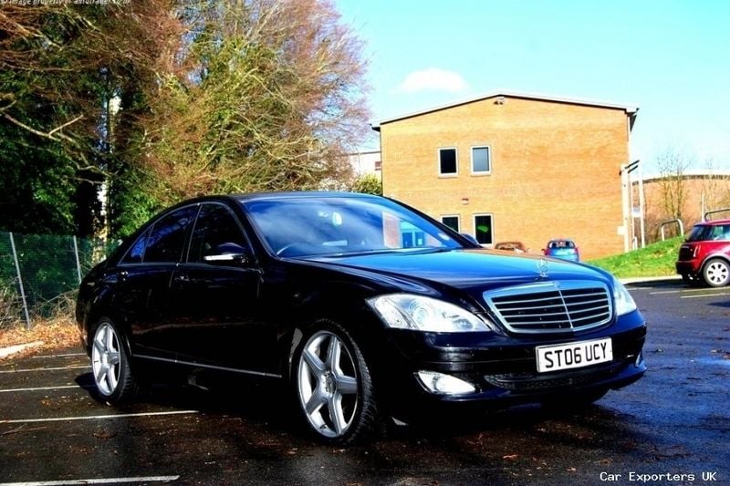 Used Mercedes S320 235 HP (172 kW) 2006 Sedan