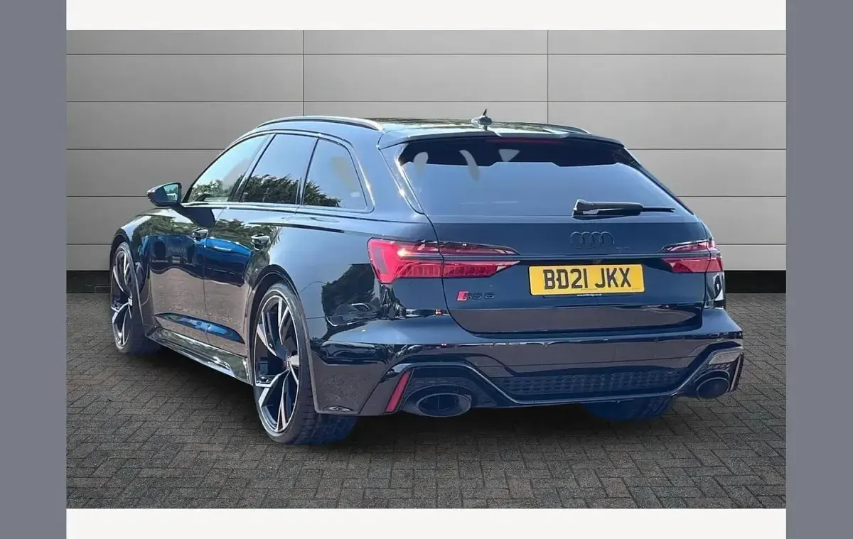 Used Audi RS6 Comfort 600 HP (441 kW) 2021 Black Estate
