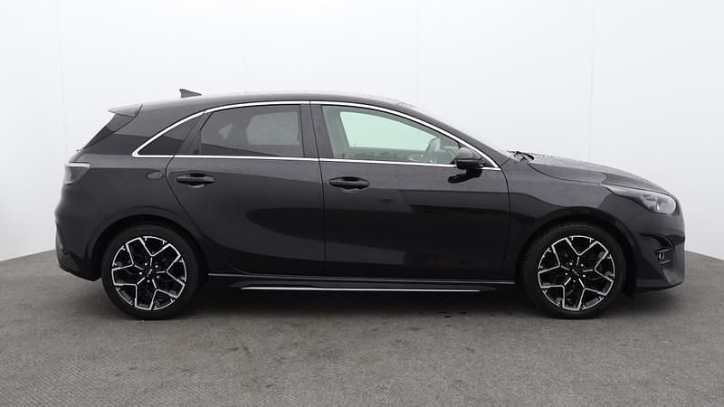 Usado Kia Ceed GT-Line 158 HP (116 kW) 2021 Preto Citadino