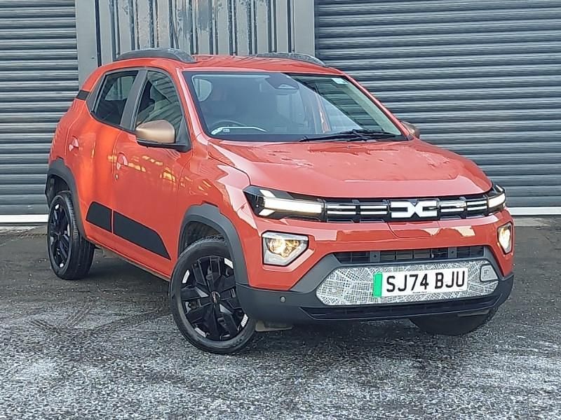 Red Used 2024 Dacia Spring Extreme Hatchback | £11,498 (Fair price) - Image 1/4