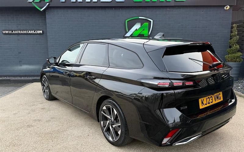 Used Peugeot 308 SW Allure Premium 131 HP (96 kW) 2023 Estate