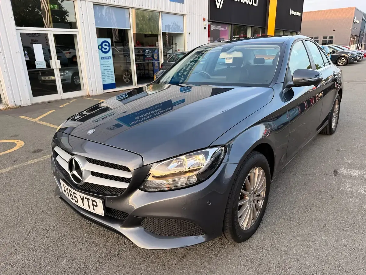 Used Mercedes C200 Executive 136 HP (100 kW) 2016 Grey Sedan