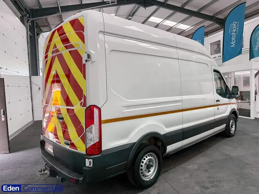 Used Ford Transit S 2022 White Van