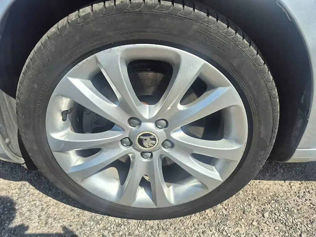 Used Skoda Superb SE 140 HP (102 kW) 2015 Silver Hatchback