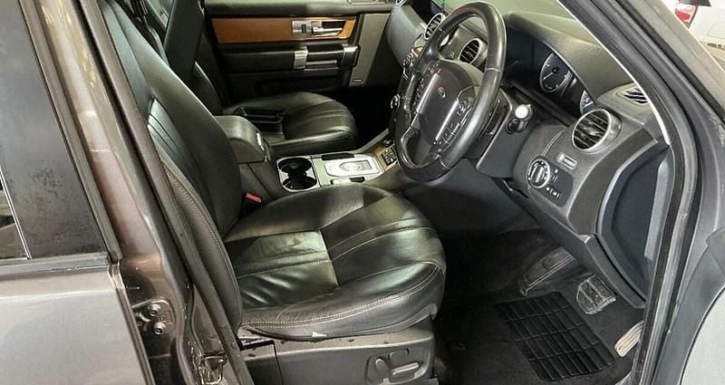 Used Land Rover Discovery 4 SE 2015 Grey SUV