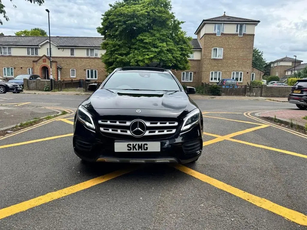 Used Mercedes GLA200 AMG line 156 HP (114 kW) 2018 Black SUV
