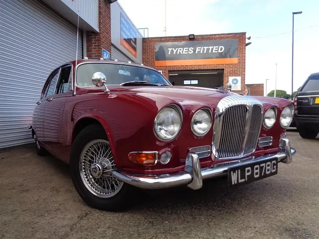 Used Daimler Sovereign 1968 Red Sedan