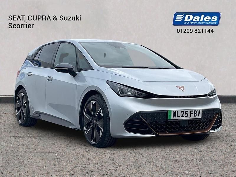 Used Cupra Born e-Boost 169 kW (231 HP) 2025 Geyser silver Hatchback
