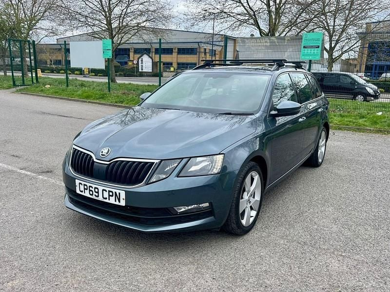 Used Skoda Octavia SE Drive 150 HP (110 kW) 2019 Grey Estate