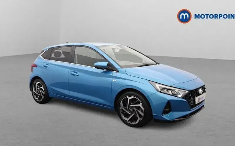Used Hyundai i20 Premium 101 HP (74 kW) 2023 Hatchback