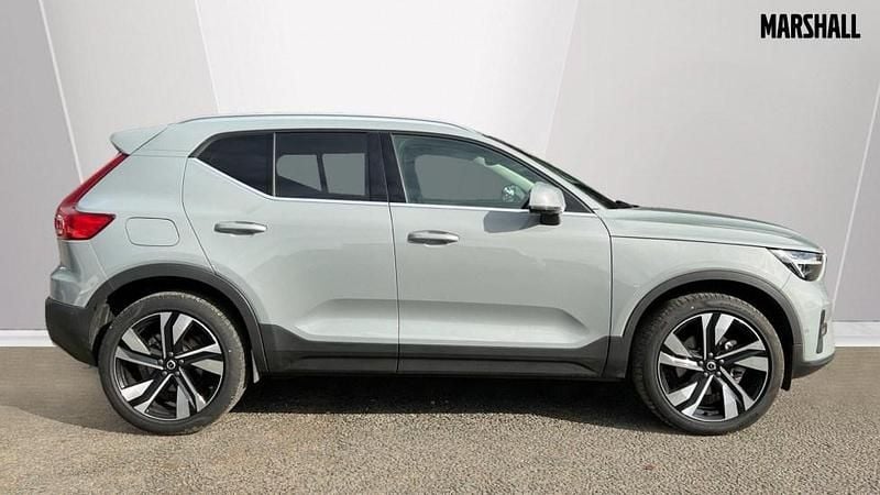 Used Volvo XC40 Ultra 163 HP (119 kW) 2024 Vapour grey SUV