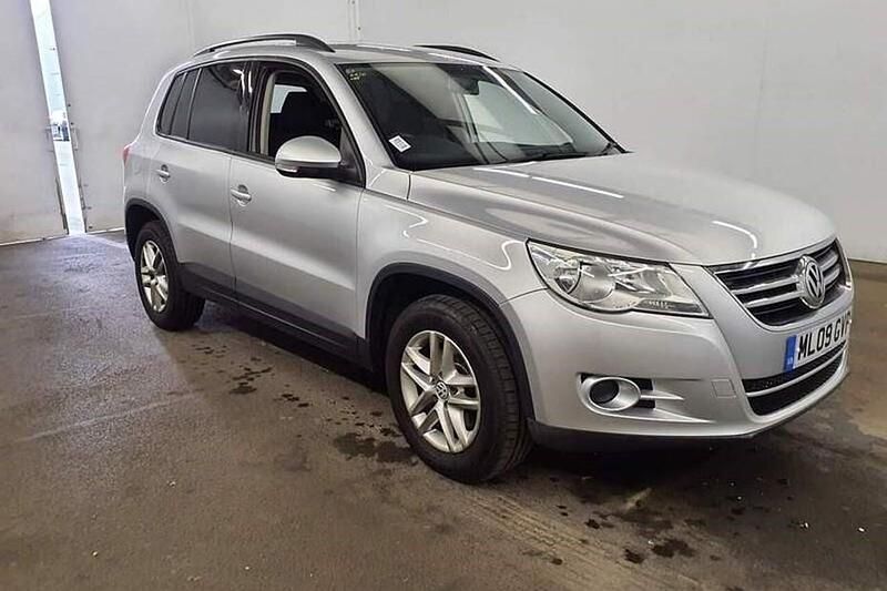Silver Used 2009 VW Tiguan S SUV | £4,999 (Fair price) - Image 1/1