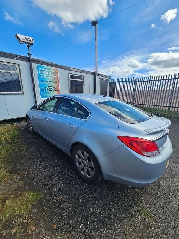 Used Vauxhall Insignia SRi 160 HP (117 kW) 2012 Silver Hatchback
