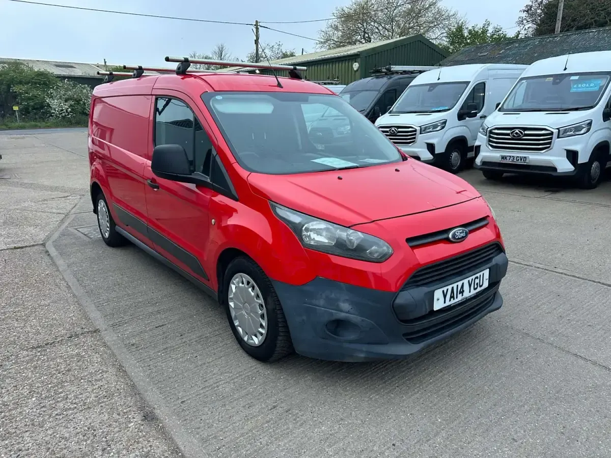 Usado Ford Transit Connect 95 HP (69 kW) 2014 Vermelho Monovolume