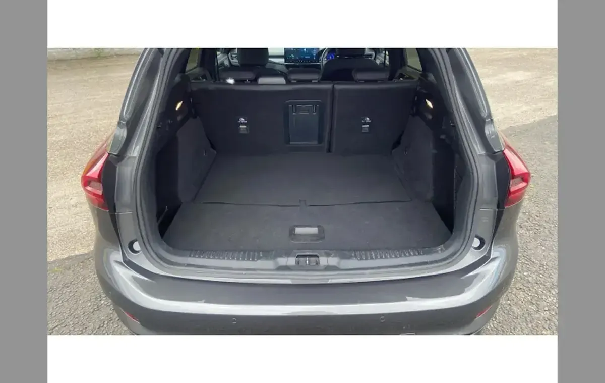 Used Ford Focus ST-Line X 125 HP (91 kW) 2023 Grey Estate