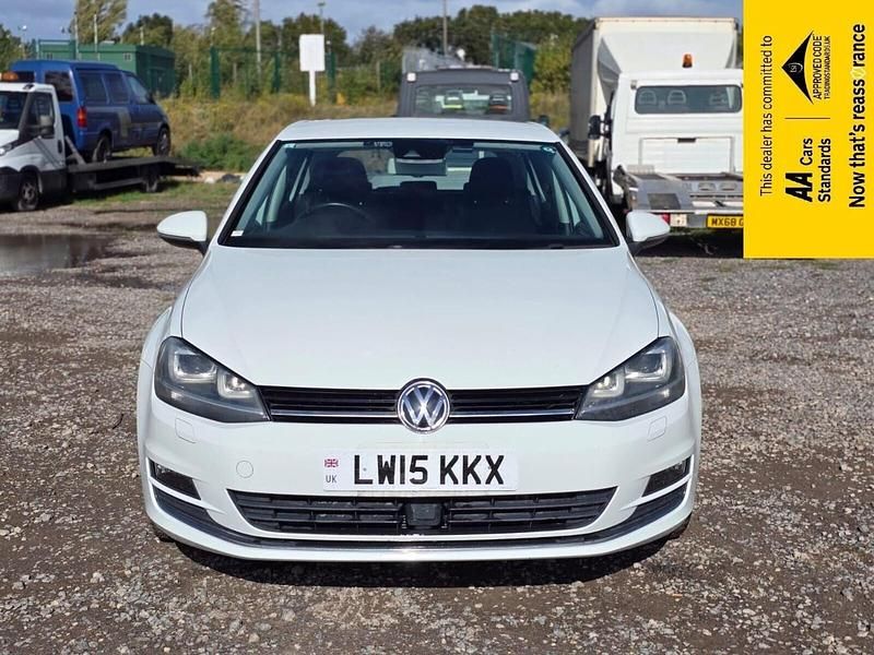 Used VW Golf VII S 125 HP (91 kW) 2015 White Hatchback