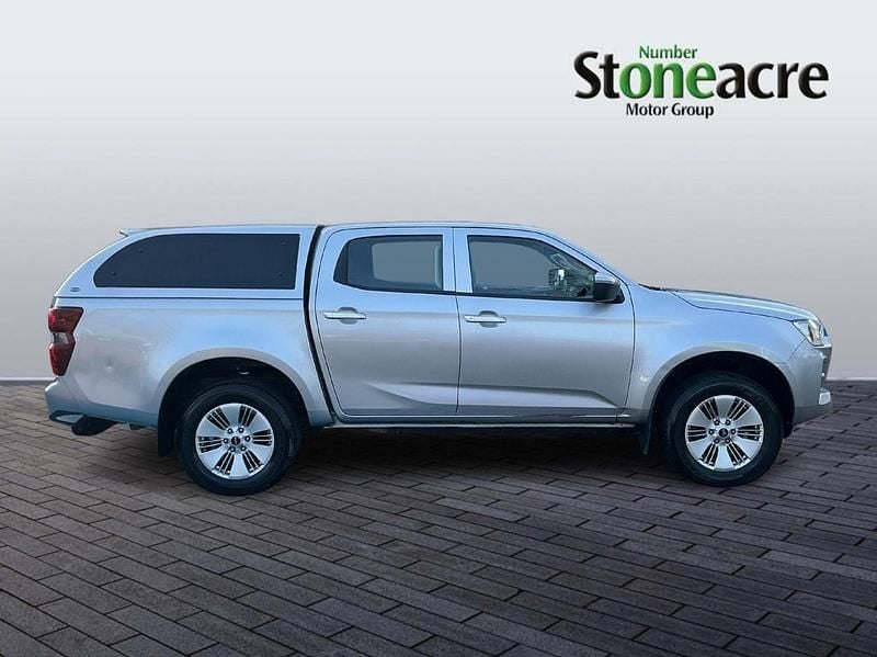 Used Isuzu D-Max 163 HP (119 kW) 2021 Silver Pickup