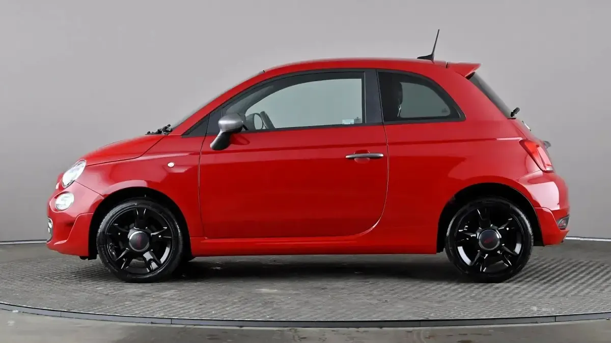 Used Fiat 500 S 69 HP (50 kW) 2018 Red Hatchback