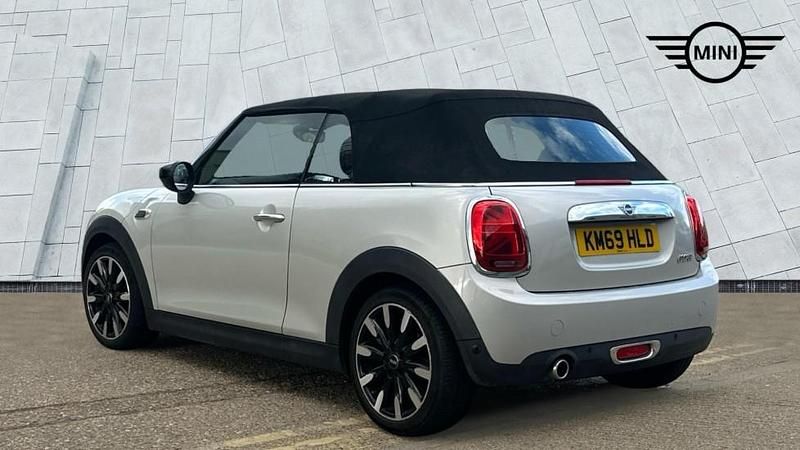 Used Mini Cooper Exclusive 134 HP (98 kW) 2019 Silver Hatchback