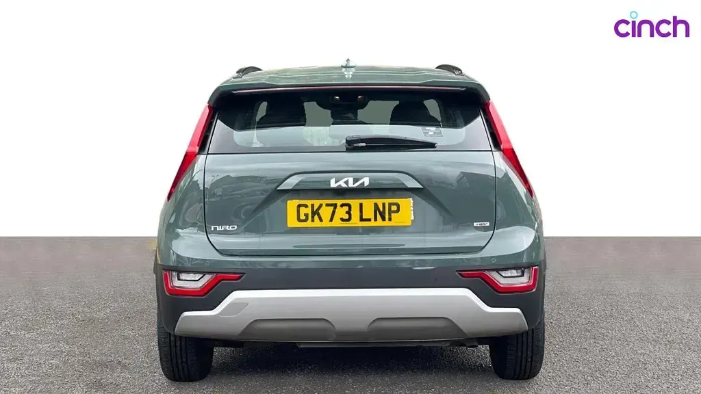 Used Kia Niro 2023 Green SUV