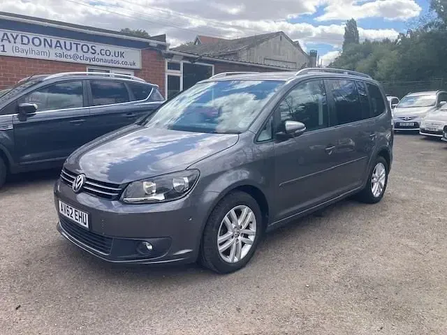 Used VW Touran SE 105 HP (77 kW) 2012 Grey MPV
