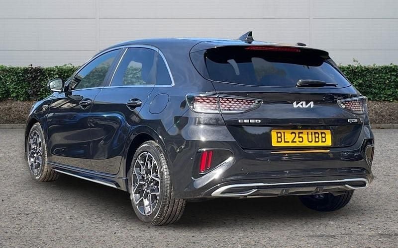 Used Kia Ceed GT-Line 140 HP (102 kW) 2024 Hatchback