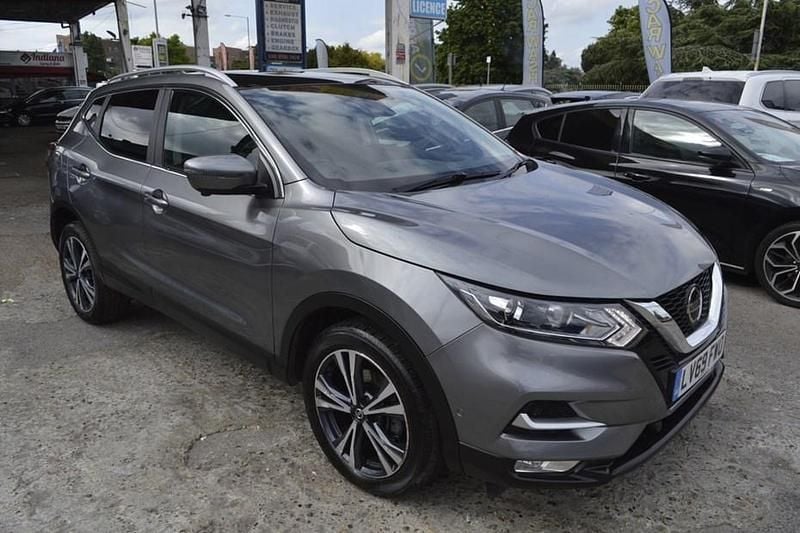 Grey Used 2019 Nissan Qashqai N-Connecta SUV | £12,499 (Good price) - Image 1/1