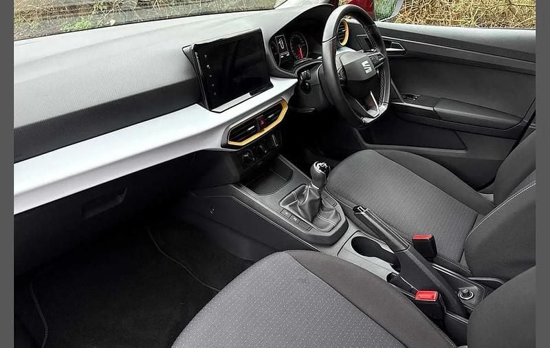 Used Seat Ibiza SE Technology 94 HP (69 kW) 2022 Red Hatchback