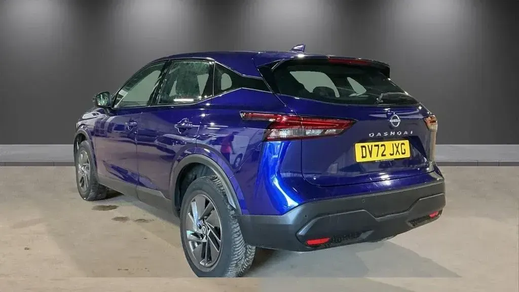 Used Nissan Qashqai Acenta Premium 158 HP (116 kW) 2022 Blue SUV