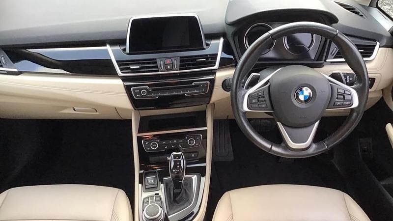 Used BMW 218 Active Tourer Luxury Line 148 HP (108 kW) 2018 Blue MPV