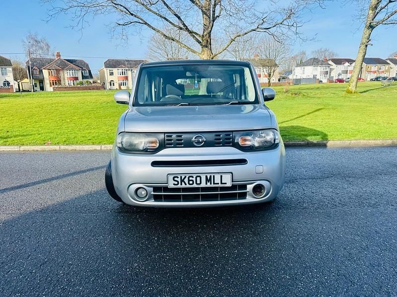 Used Nissan Cube 2010 Silver Hatchback
