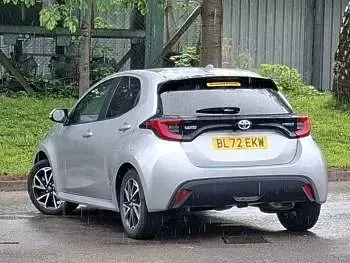 Used Toyota Yaris Design 116 HP (85 kW) 2023 Silver Hatchback